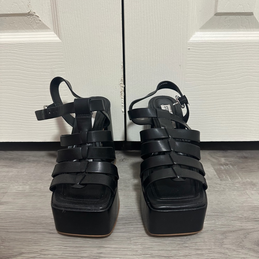 Steve Madden Black Strappy Platform Sandals